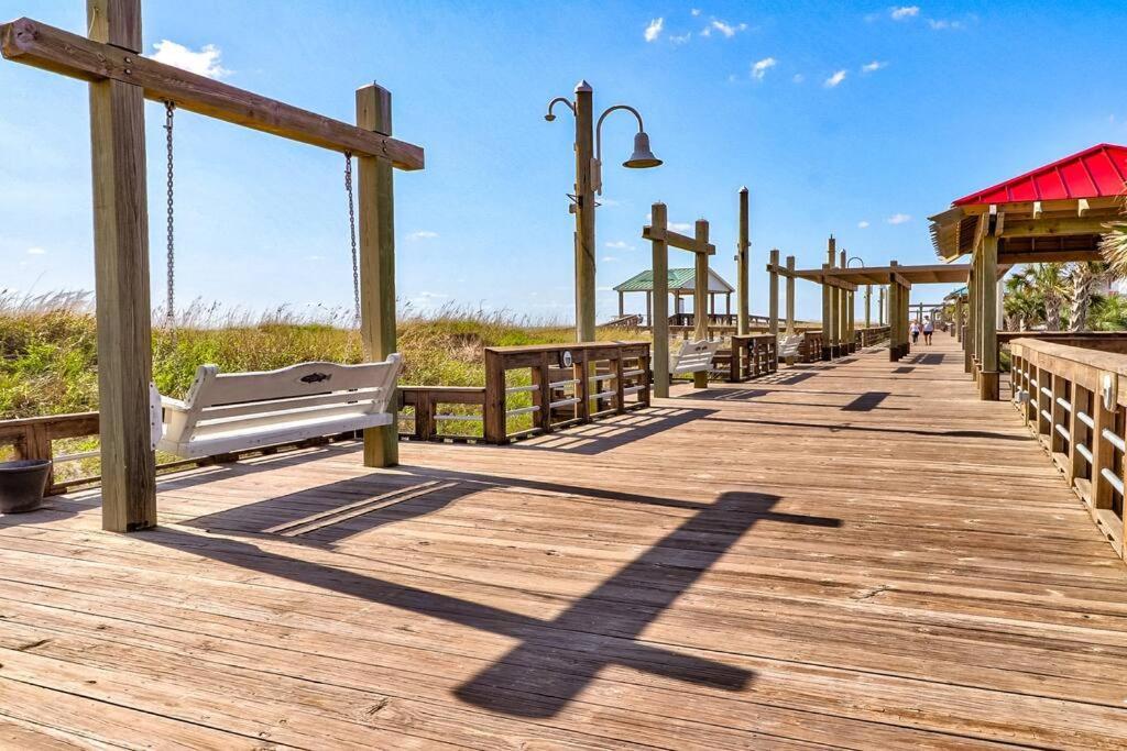 Oceanfront * Pool * Elevator * Boardwalk Lägenhet Carolina Beach Exteriör bild